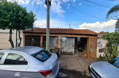 Casa com 3 quartos à venda na Rua Doutor Olavo de Almeida Pereira de Cordis, 26, Jardim Maria Luiza, Araraquara