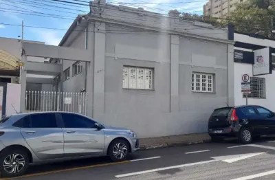 Casa para alugar na Rua Padre Duarte, 1591, Centro, Araraquara
