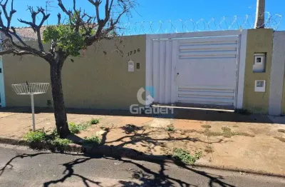 Casa com 3 quartos à venda na Avenida Alpheu Rodrigues Schiavon, 1726, Jardim das Estações (Vila Xavier), Araraquara