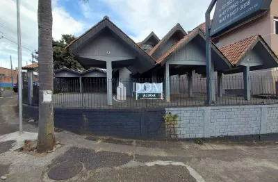 Sala comercial com 4 salas para alugar no Centro, Guarapuava 