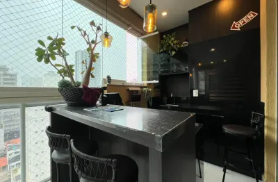 Apartamento com 3 suítes mobiliadas com área de lazer na meia praia