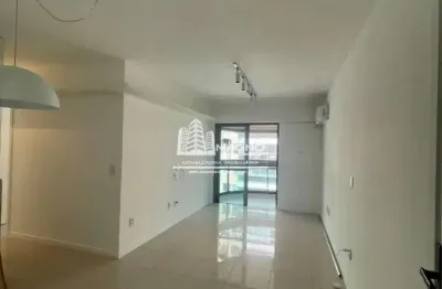 Apartamento com 2 quartos para alugar na Rua Franz Weissman, Barra Olímpica, Rio de Janeiro