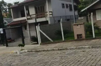 Casa com 3 quartos à venda no salgado filho, caxias do sul  por r$ 999.000