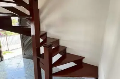 Casa com 3 quartos para alugar no Santa Catarina, Caxias do Sul  por R$ 3.200