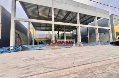 Prédio para alugar na Rua Renova, Centro, Arujá