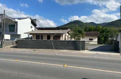 Casa com 4 quartos à venda no Jaraguá Esquerdo, Jaraguá do Sul 