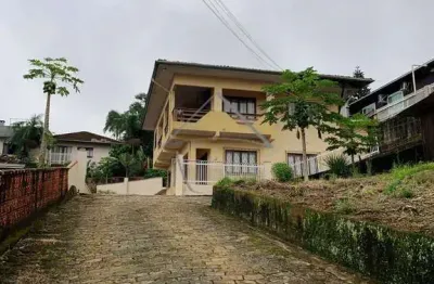Casa com 4 quartos à venda no Jaraguá Esquerdo, Jaraguá do Sul 