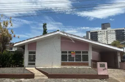 Casa com 3 quartos para alugar no Centro, Jaraguá do Sul 