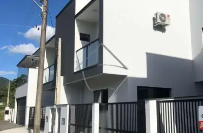Casa com 2 quartos para alugar no Rau, Jaraguá do Sul 