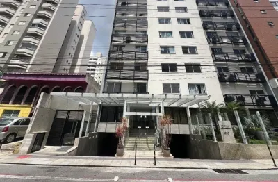 Lindo apartamento no centro, reformado 2 dormitorios, excelente oportunidade de investimento