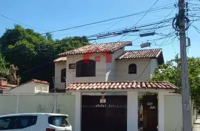Casa para venda em niterói, piratininga, 3 dormitórios, 1 suíte, 3 banheiros, 3 vagas