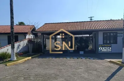 Casa averbada em condomínio fechado de alto padrão no balneário canoas