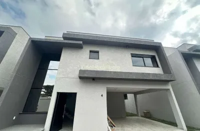 Casa em condomínio fechado  com móveis planejados  para venda/ locação de 03 suítes e 02 vagas em a