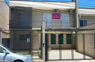 Casa comercial com 3 salas para alugar no Centro, Atibaia 
