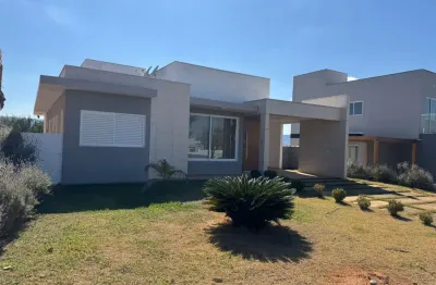 Casa em condomínio fechado com 3 quartos à venda na Rua Augusto Cesar, 10, Ninho Verde II, Pardinho