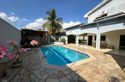 Casa com 4 quartos à venda na Rua Las Vegas, Jardim Califórnia, Cuiabá