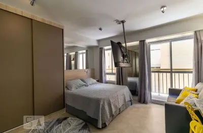 Kitnet / Stúdio à venda na Rua Alves Guimarães, 251, Pinheiros, São Paulo