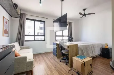 Kitnet / Stúdio à venda na Rua Alves Guimarães, 1348, Pinheiros, São Paulo