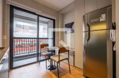 Kitnet / Stúdio à venda na Rua Alves Guimarães, 105, Pinheiros, São Paulo