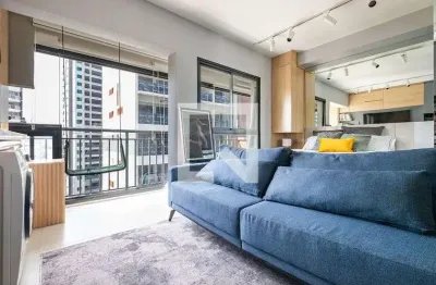 Kitnet / Stúdio à venda na Rua Valdir Niemeyer, 70, Vila Madalena, São Paulo