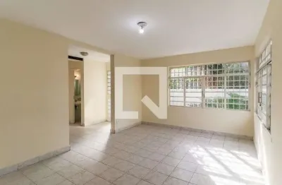 Casa com 3 quartos à venda na Rua Visconde de Castro, 543, Campo Belo, São Paulo