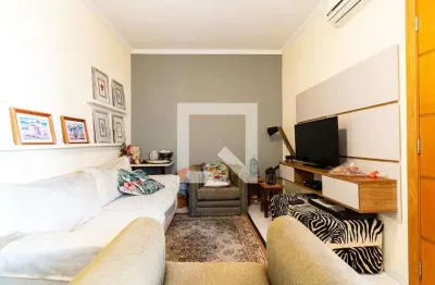 Casa com 2 quartos à venda na Rua Acácio Vasconcelos, 450, Jabaquara, São Paulo