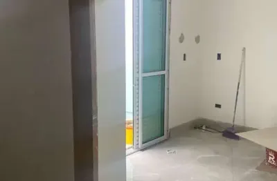 Cobertura com 2 dormitórios sendo 1 suíte com 100 m2 , sendo 50m2 + 50 m2, 2 vagas de garagem- Vila Humaitá