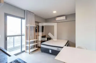 Kitnet / Stúdio à venda na Avenida dos Carinás, 483, Moema, São Paulo