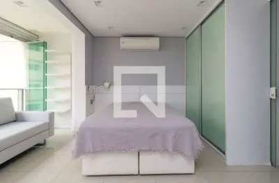 Kitnet / Stúdio à venda na Rua Guararapes, 374, Brooklin, São Paulo