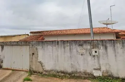 Casa com 3 quartos à venda na Rua Oscar Soares Azevedo, 1, Jardim dos Ipês, Anápolis