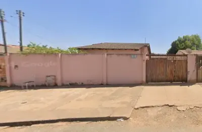 Casa com 3 quartos à venda na Rua Rubem Braga, 110, Parque Estrela Dalva II, Luziânia