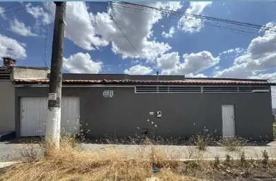 Casa 2 Quartos, Rua Generosa Vaz Vieira da Silva, Trindade GO - Imóvel Caixa