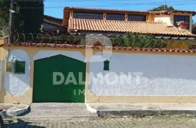 Guriri - cabo frio - casa à venda, 3 quartos, sendo 1 suíte.