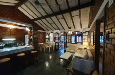 Palmeiras - cabo frio/rj  - casa em condomínio fechado com portaria 24 horas.