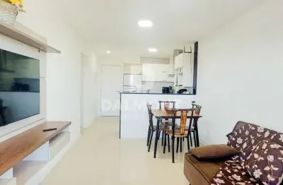 Apartamento com 2 dormitórios à venda, 68 m² por r$ 600.000 - monte alto - arraial do cabo/rj -