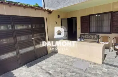 Casa em condomínio fechado com 2 quartos à venda na Peixe Lua, 100, Peró, Cabo Frio