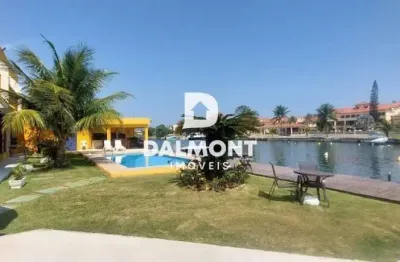 Ogiva - frente canal itajuru, com lazer no condomínio
