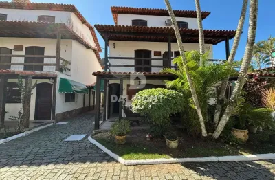 Braga - cabo frio/rj -  casa triplex de  4 quartos por r$ 490.000,00