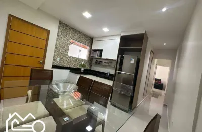 Sobrado mobiliado no centro-imbetiba completo, tudo novinho, 2 quartos, 1 banheiro, sala boa e cozinha, impecável