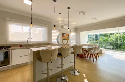 Casa para locação no Condomínio Valville – Alphaville | 3 Suítes, Piscina, Área Gourmet e Vista para Mata