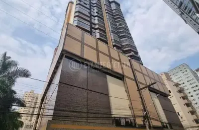 Apartamento com 3 quartos para alugar no Centro, Balneário Camboriú 