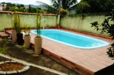 Casa duplex em condomínio, com 2 quartos, sala, cozinha, chuveirao, piscina…