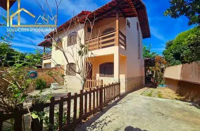 Casa duplex, contendo 2 quartos, quintal, em araçatiba, maricá, rj