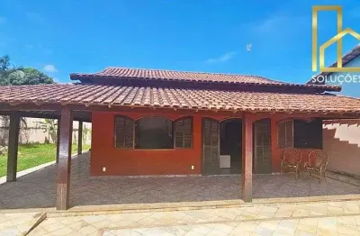 Casa em condominio, 2 quartos (1 suite), sala ampla, área gourmet, piscina, chuveirão…