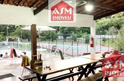 Sítio de alto padrão, porteira fechada, c/ 7 quartos (sendo 5 suítes) em maricá - rj