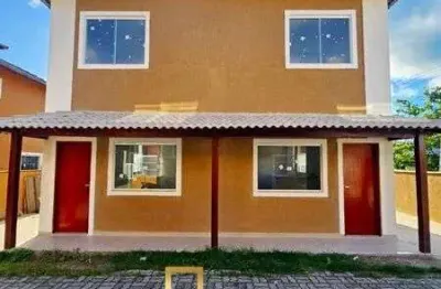 Casa duplex com 2 quartos, em condomínio, no bairro de itapeba, maricá.