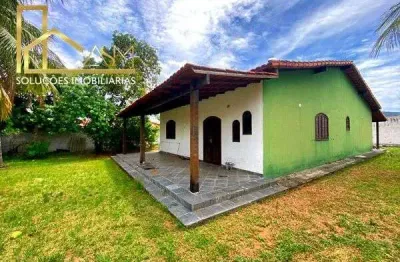 Casa em Terreno de 985 m2, com 3 Quartos (1 Suíte) a 4 Minutos do Centro de Maricá.