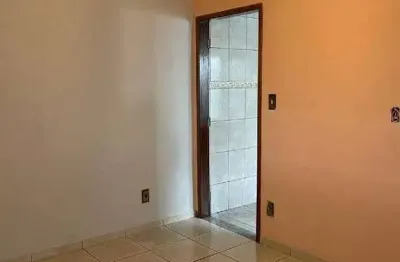 Casa | 2 dormitórios | 1 suíte | 1 vaga coberta | 1 sala | 1 cozinha | locação | bauru | jd chapadão