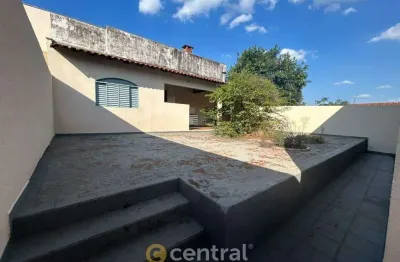 Casa vila souto | venda | 3 dormitórios | 1 suíte | quintal | edicula com banheiro e quarto