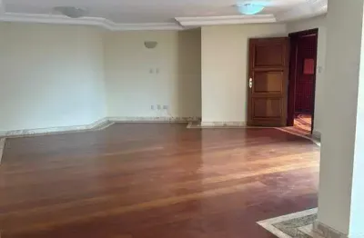 Apartamento com 3 quartos para alugar no Jardim Panorama, Bauru 